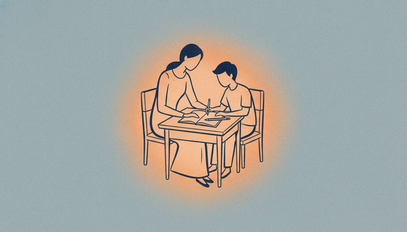 Ilustración sumi-e de un mentor y un adolescente sentados lado a lado en una mesa de estudio con un cuaderno abierto entre ambos, rodeados por un halo cálido naranja